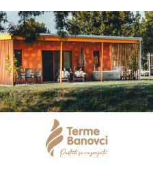 Oddih v mobilni hiški in kopanje za 5 oseb, Terme Banovci
