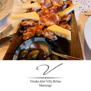 Vinsko kulinarično doživetje Istre za 2 osebi, Vinska klet Vilij Bržan, Marezige (Vrednostni bon, izvajalec storitev: VILIJ BRŽAN - dopol. dej. na kmetiji)